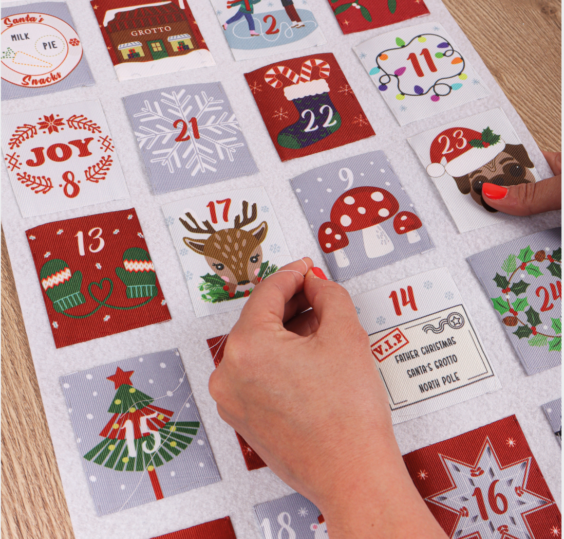 Make-Your-Own Advent Pocket Calendar, Reds