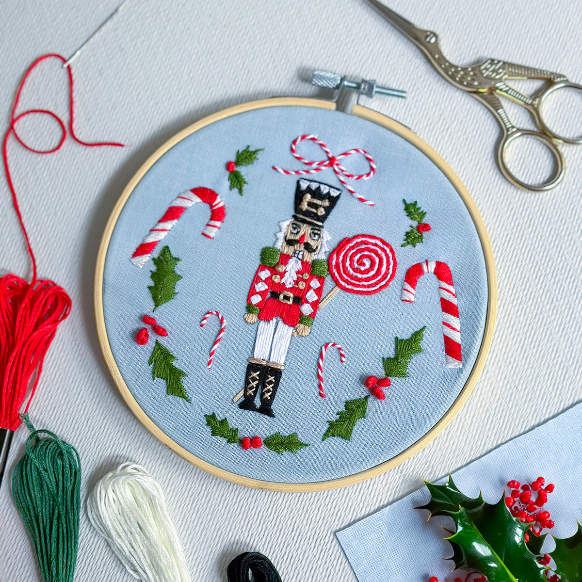 Nutcracker Embroidery, 6 inch