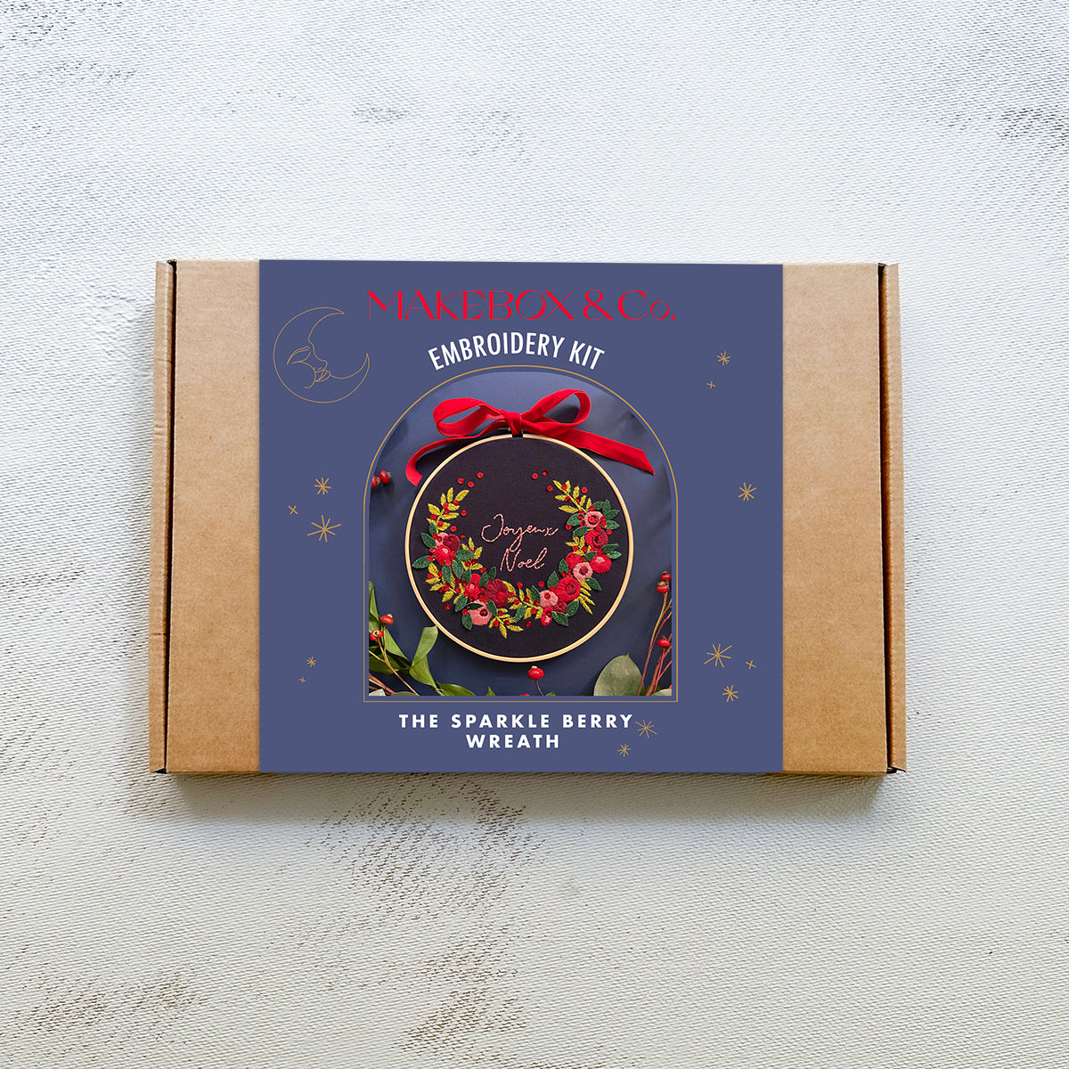 The Sparkle Berry Wreath Embroidery - 8 inch