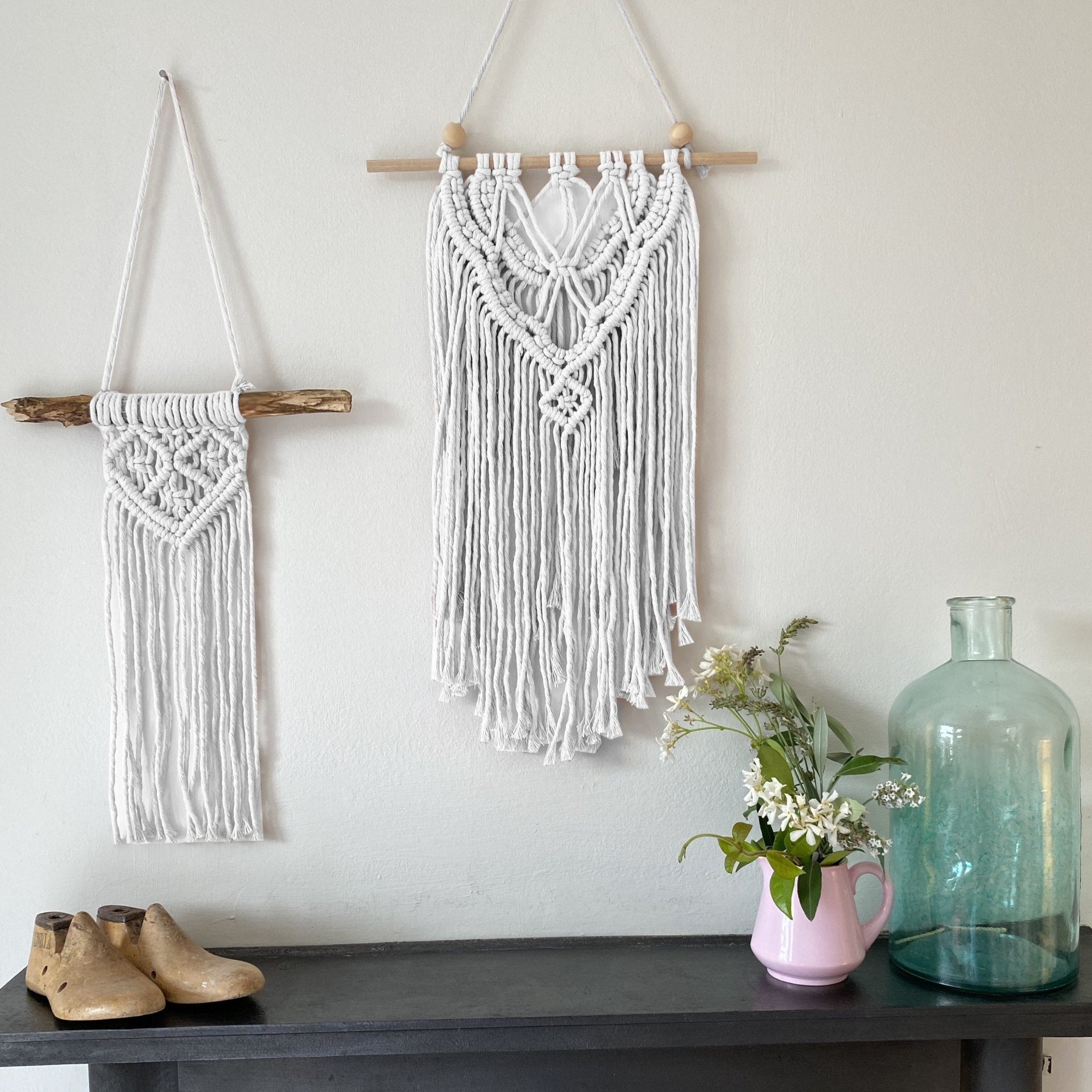 Macrame wall hanging outlet