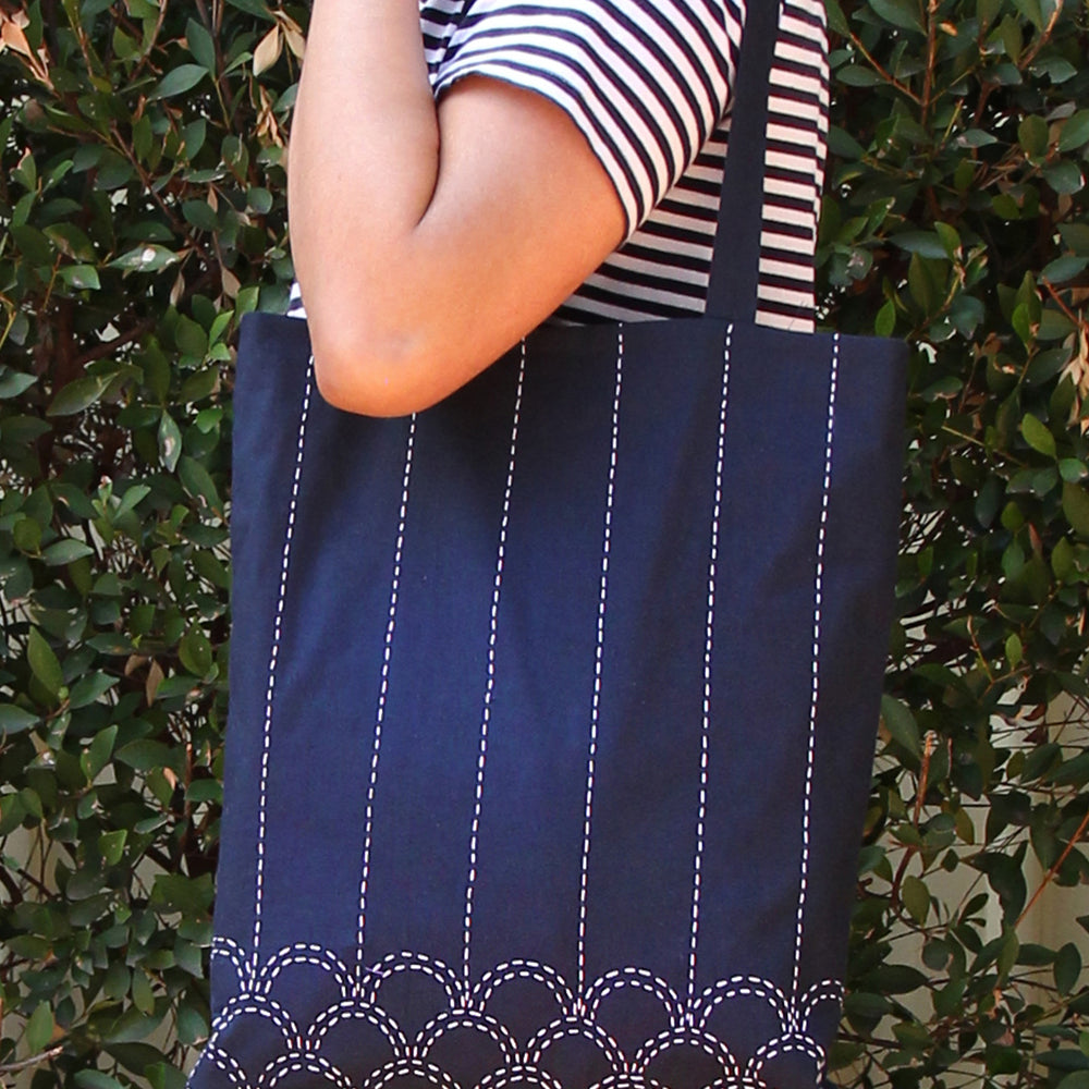 
                      
                        Sashiko: Tote Bag Kit
                      
                    