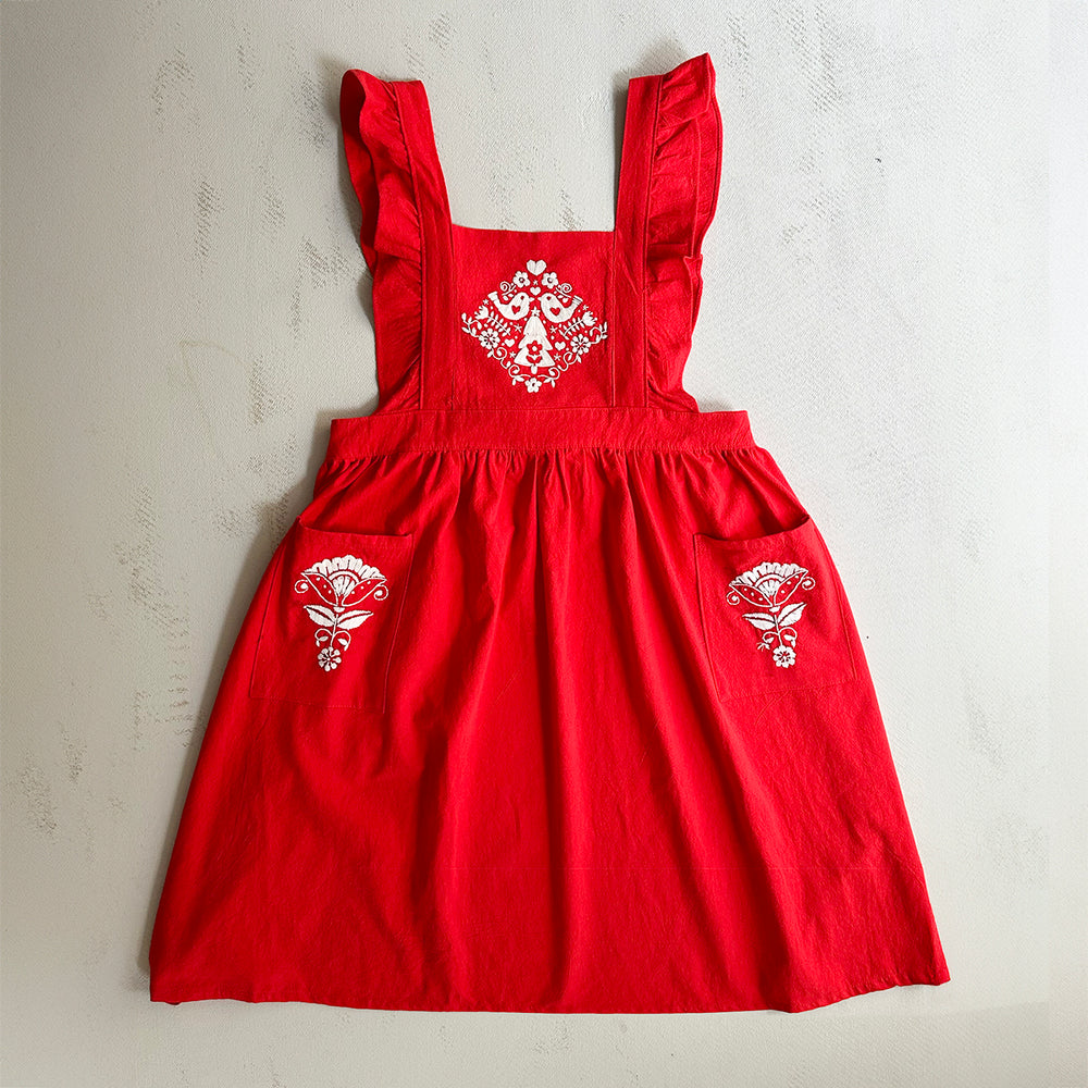 MakeBox Folksy Apron Red