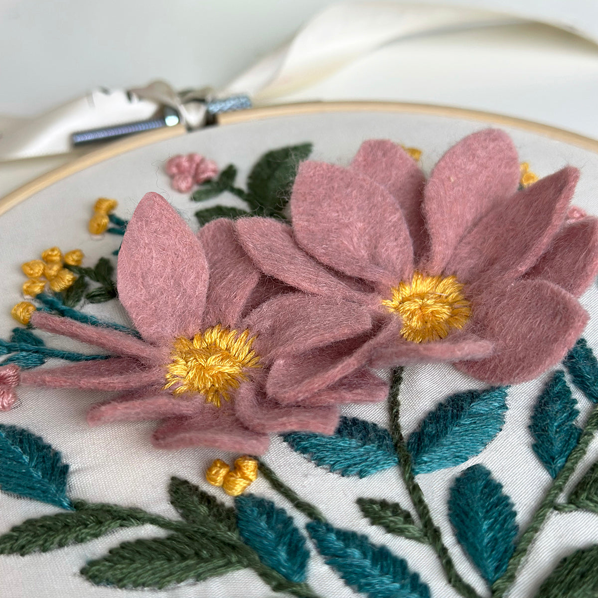 3D Anemone Japonica Embroidery, 6 inch – MakeBox & Co.