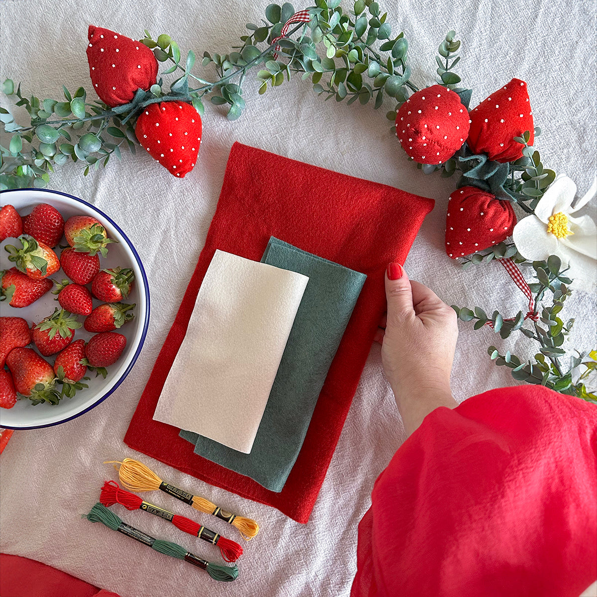 Luxe Strawberry Garland Craft Kit