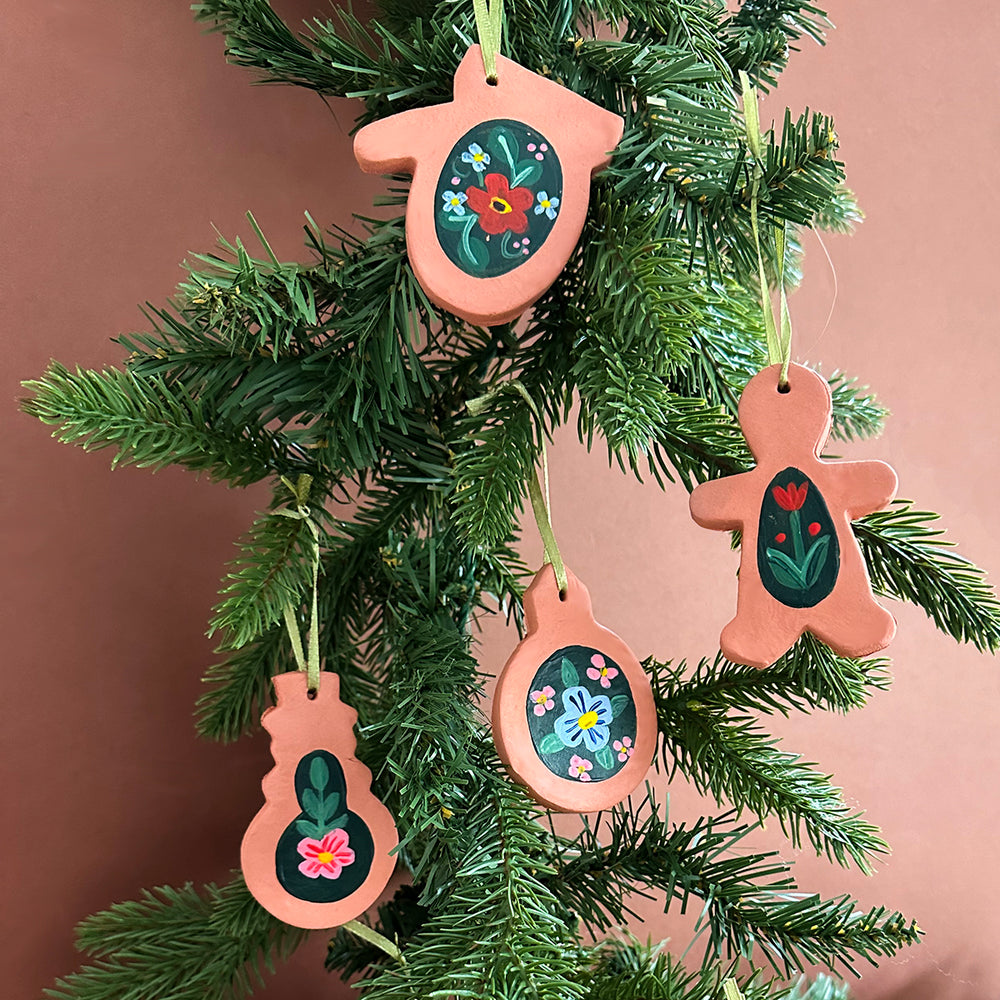 
                      
                        Festive Floral Terracotta Clay Tree Decorations
                      
                    