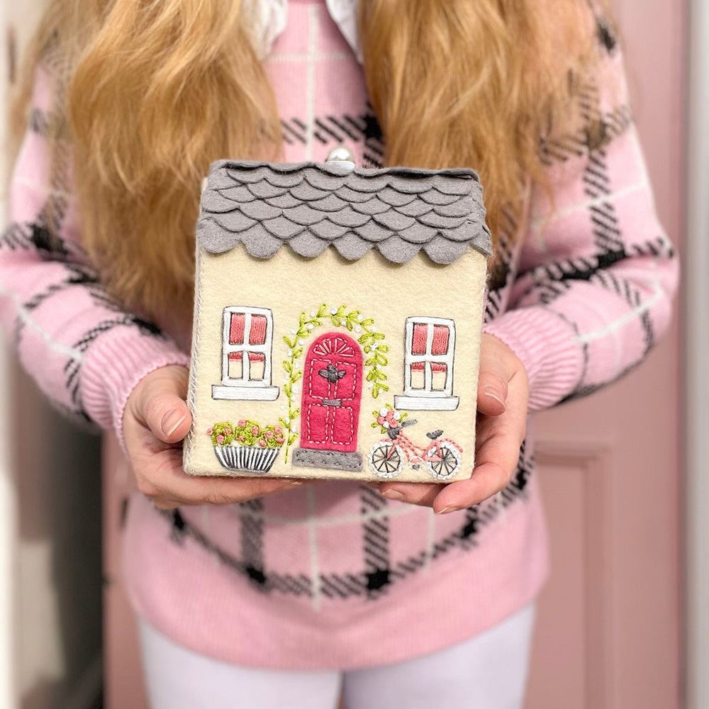 
                      
                        The Happy Home Sewing Box w/digital instructions - MakeBox & Co.
                      
                    